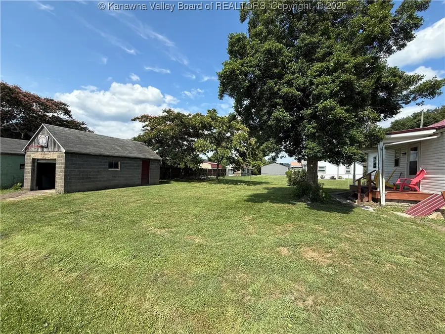 451 Fourth Street, Mason, WV 25260 - Image #2