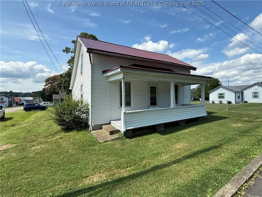 451 Fourth Street, Mason, WV 25260 - Image #3