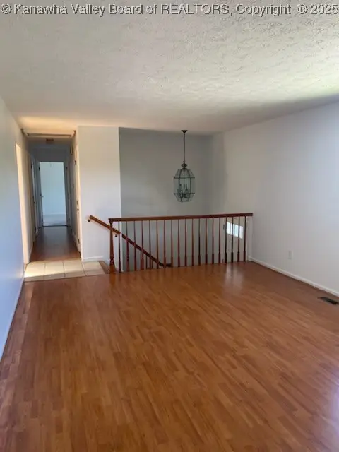 1986 Parkwood Road, Charleston, WV 25314 - Image #3