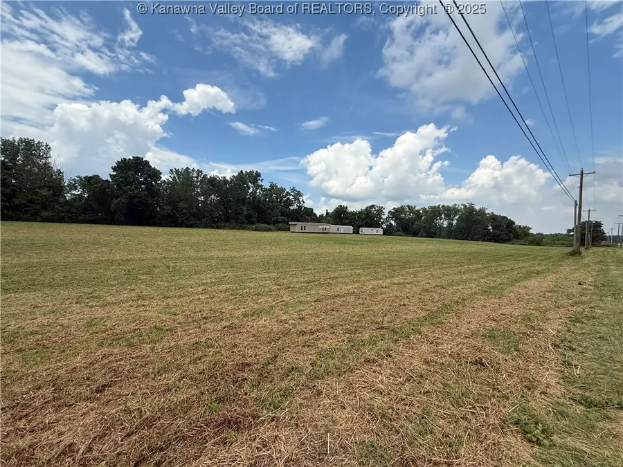 37150 Huntington Road, Glenwood, WV 25520 - Image #3