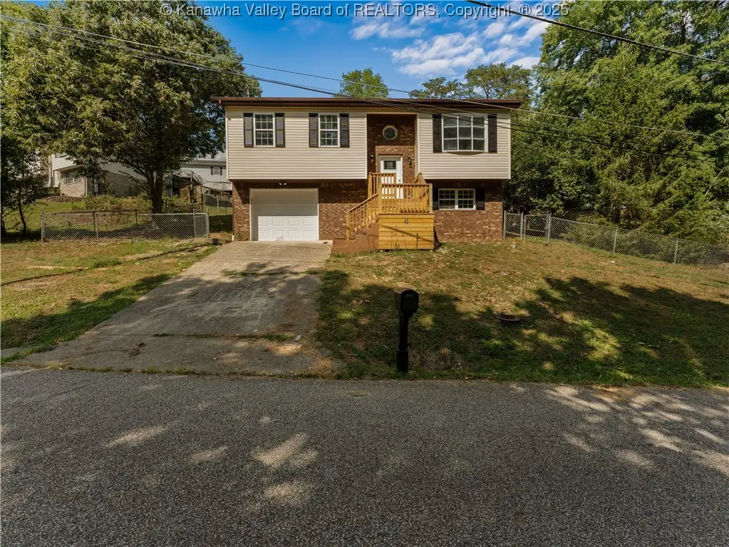 41 Poplar Hills, Hurricane, WV 25313 - Image #1