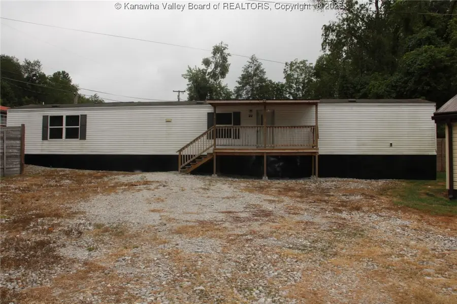 1314 & 1314-1/2 Chestnut Street, South Charleston, WV 25309 - Image #3