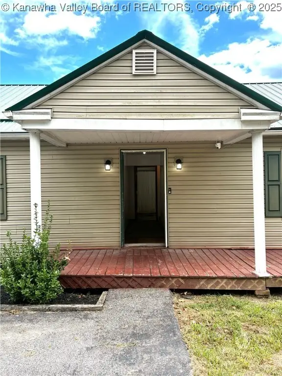 12240 Coal River Road, Saint Albans, WV 25177 - Image #3