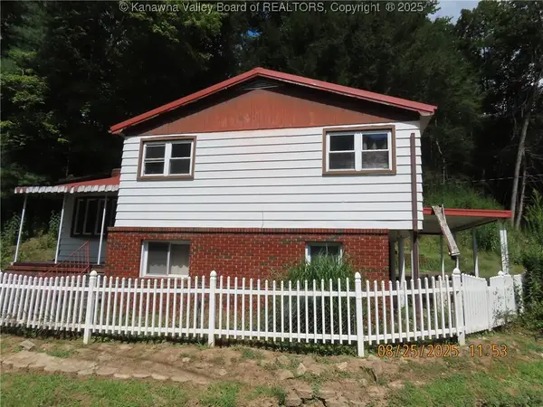 957 Hunter Road, Charleston, WV 25311