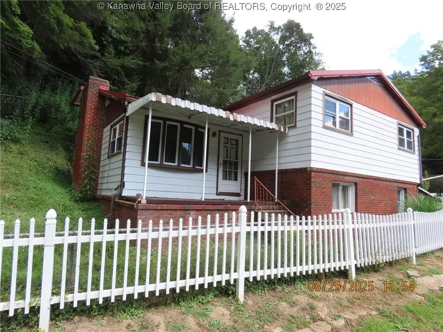 957 Hunter Road, Charleston, WV 25311 - Image #2