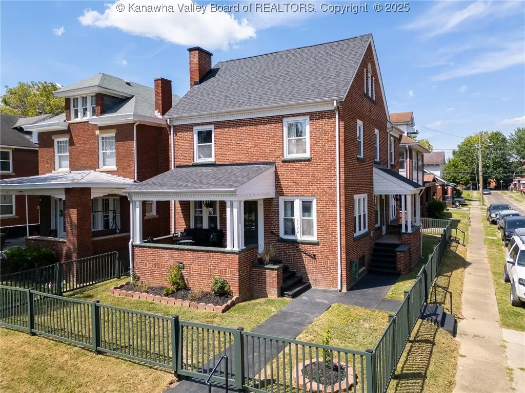 1122 10th Avenue, Huntington, WV 25701 - #1