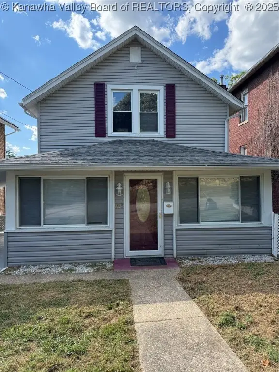 935 Somerset Drive, Charleston, WV 25302