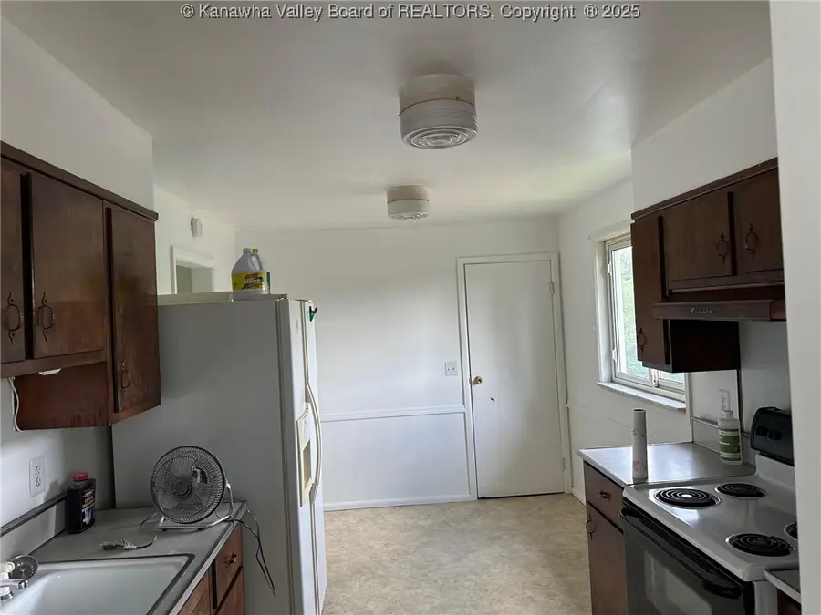 1118 Forest Road, Charleston, WV 25314 - Image #3