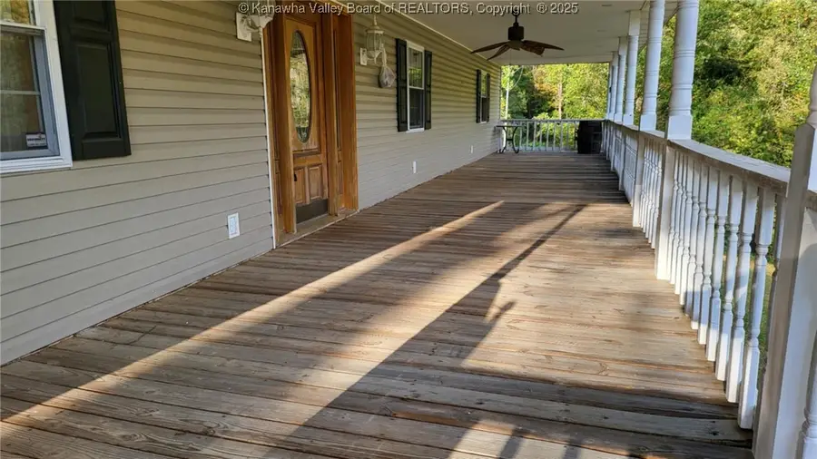 378 Big Sandy Creek Road, Newton, WV 25266 - Image #3