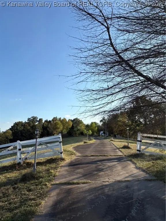 625 Otterbein Lane, Western, WV 25241 - Image #1