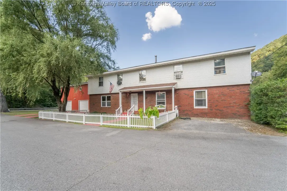 41 Flat Top Camp Road, Wharton, WV 25208 - Image #1