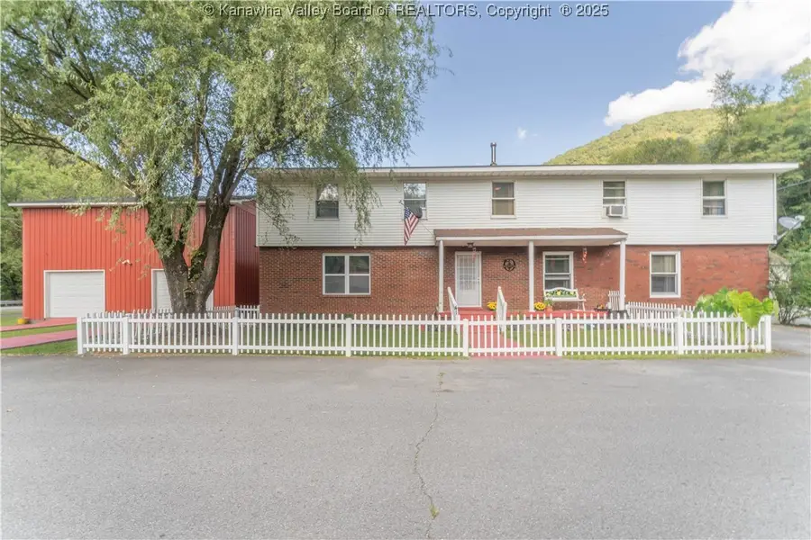 41 Flat Top Camp Road, Wharton, WV 25208 - Image #2