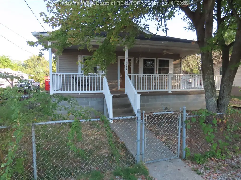 413 2nd Avenue N, Saint Albans, WV 25177 - Image #1