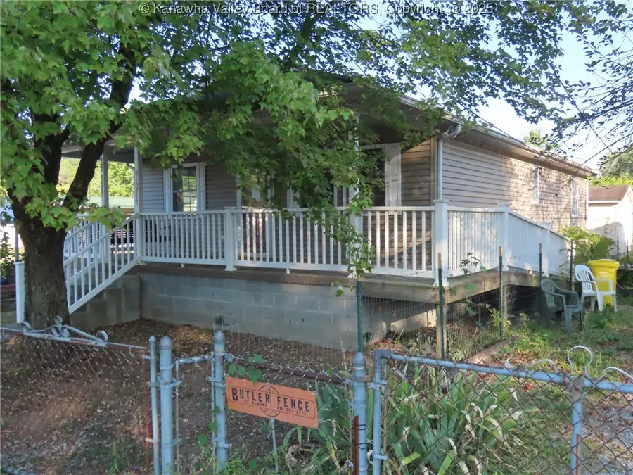 413 2nd Avenue N, Saint Albans, WV 25177 - Image #2