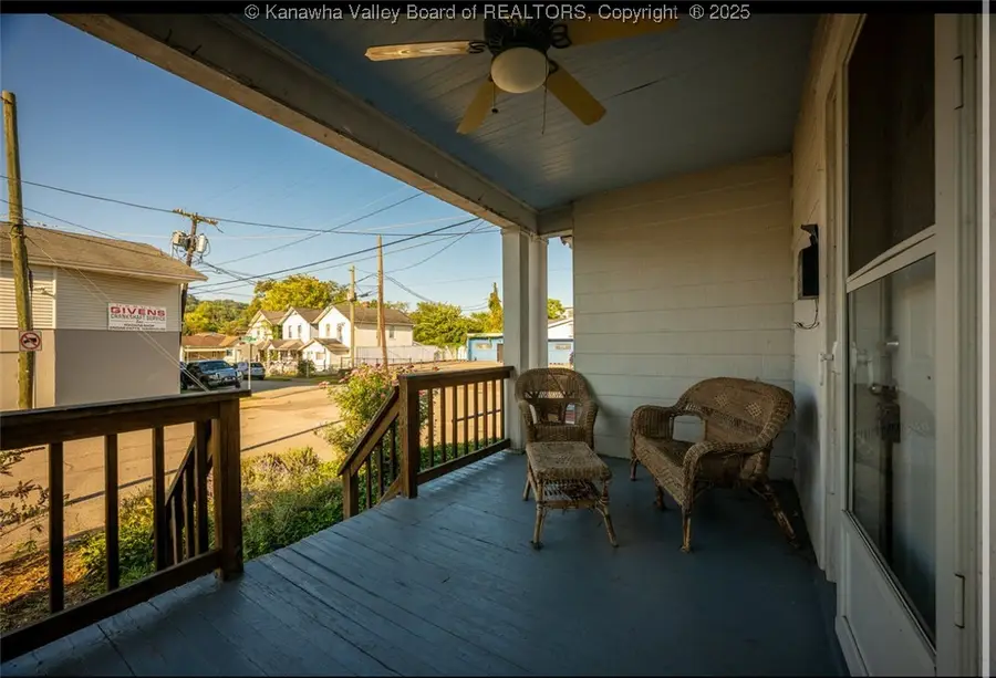 1052 Main St Street, Charleston, WV 25302 - Image #3