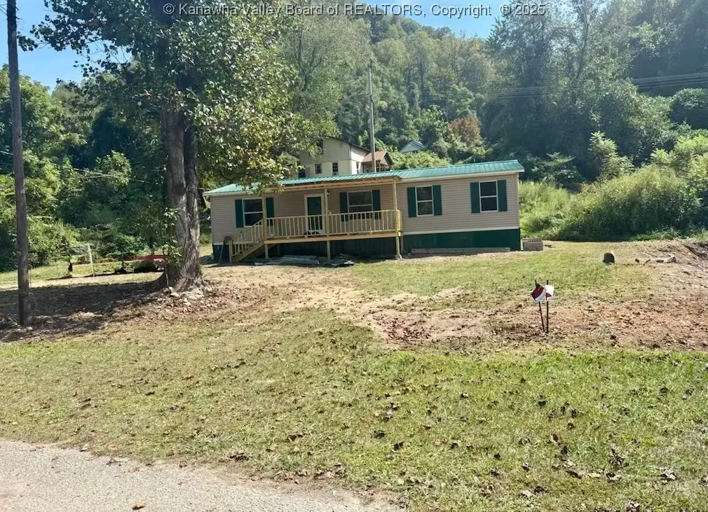 193 Superior Road, Omar, WV 25638 - Image #1