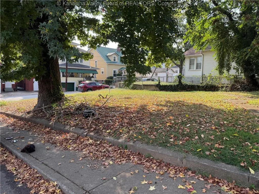 805 Garvin Avenue, Charleston, WV 25302 - Image #1