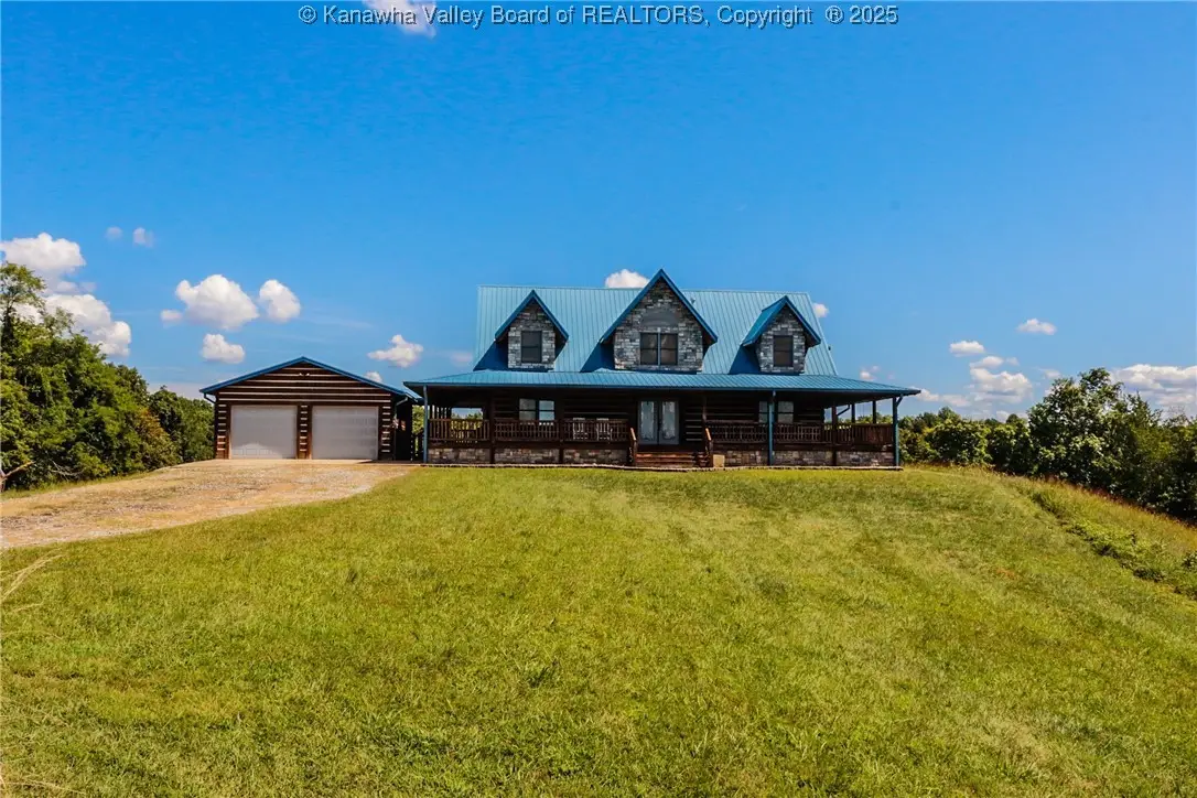 411 Foxtrot Road, Looneyville, WV 25259 - Image #1