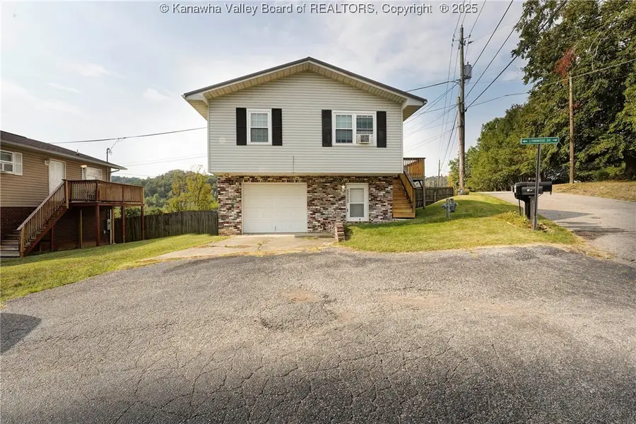 5502 Lynnwood Drive, Cross Lanes, WV 25313 - Image #2