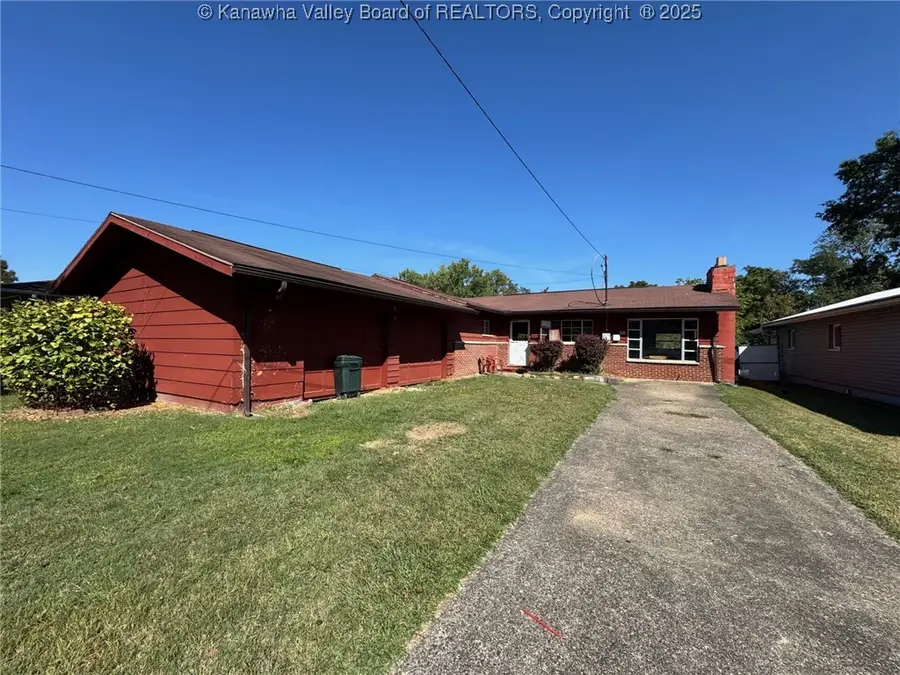 2023 Lakewood Drive, Saint Albans, WV 25177 - Image #3