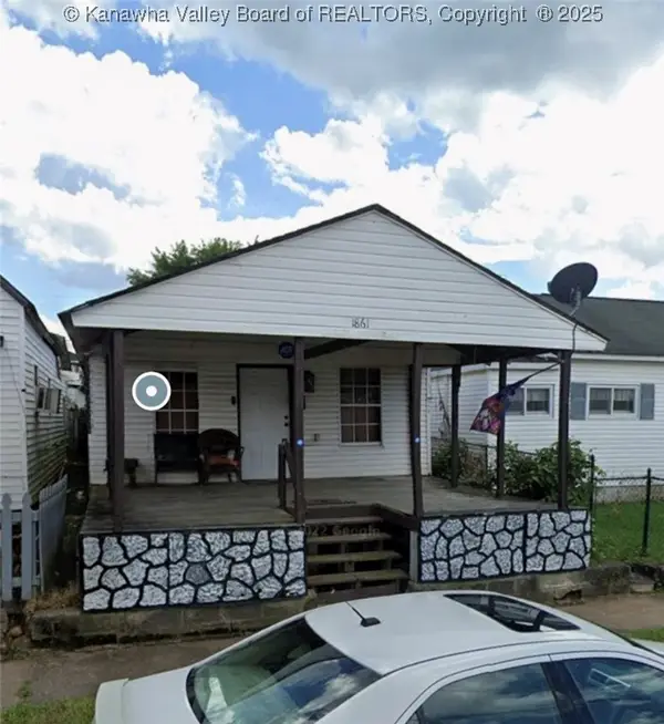 1861 5th Avenue W, Huntington, WV 25704