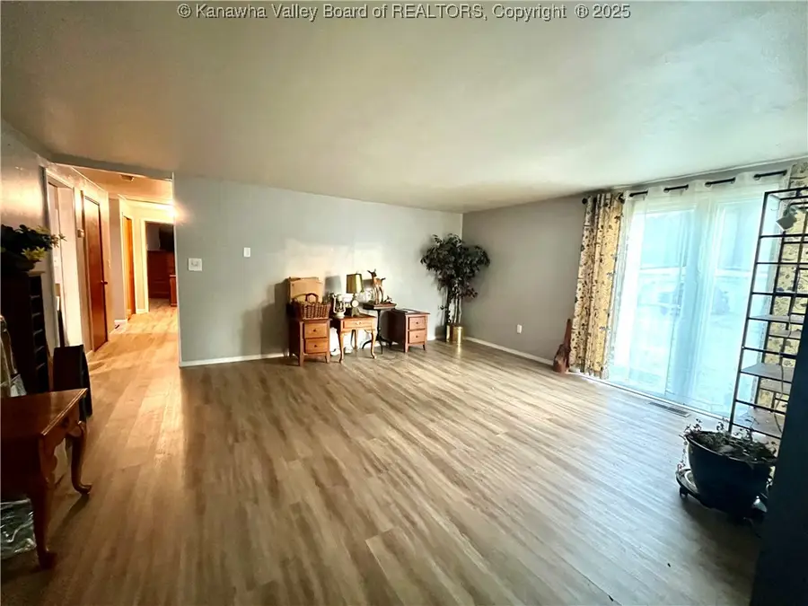 205 Elm Street, New Haven, WV 25265 - Image #3