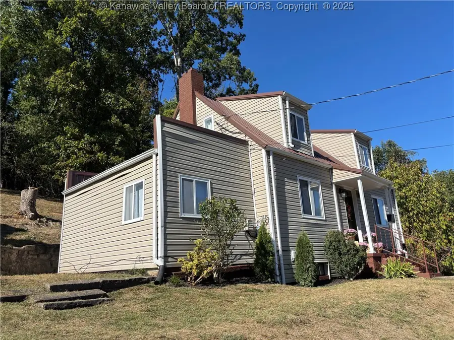 686 Forest Circle, South Charleston, WV 25303 - Image #3