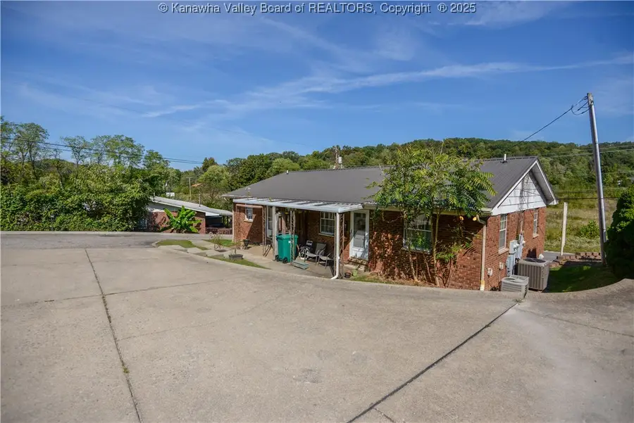 814-816 Cross Lanes Drive, Nitro, WV 25143 - Image #3