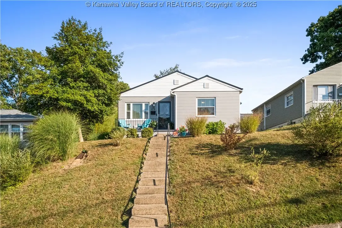 878 S Washington Street, Saint Albans, WV 25177 - Image #1