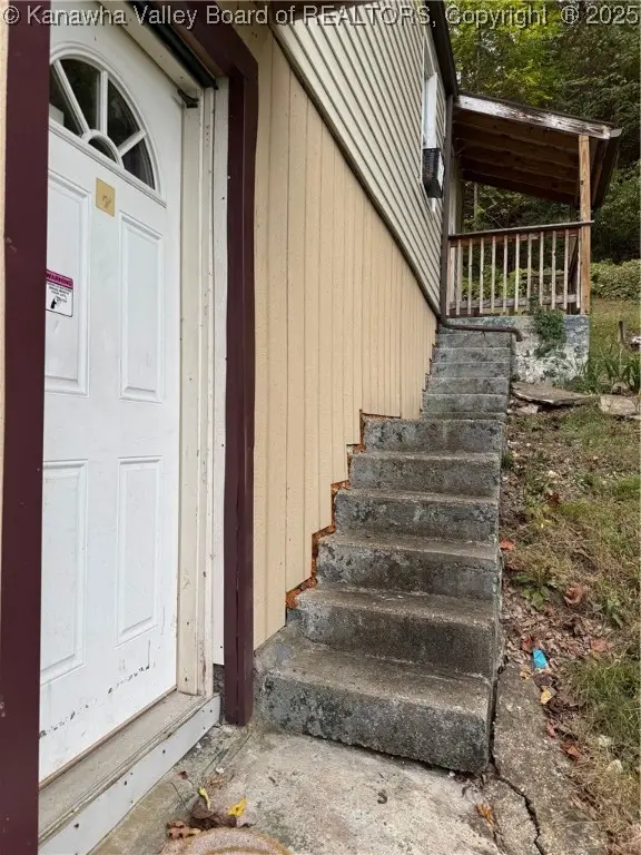 29 Lance Drive, Charleston, WV 25311 - Image #2