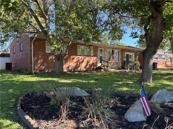 2024 Washington Avenue, St Albans, WV 25177