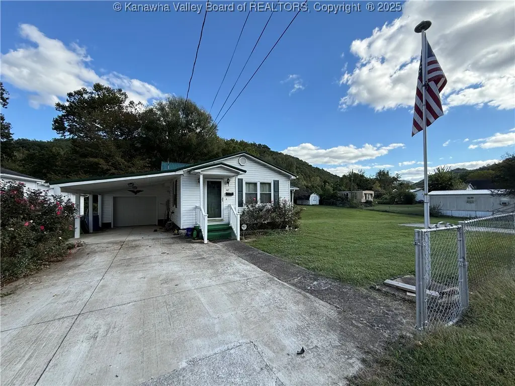 142 Oasis Circle, Logan, WV 25601 - Image #1