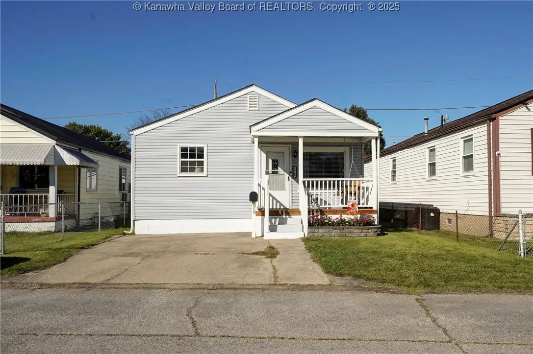 1928 Mckinley Avenue, Saint Albans, WV 25177 - Image #1