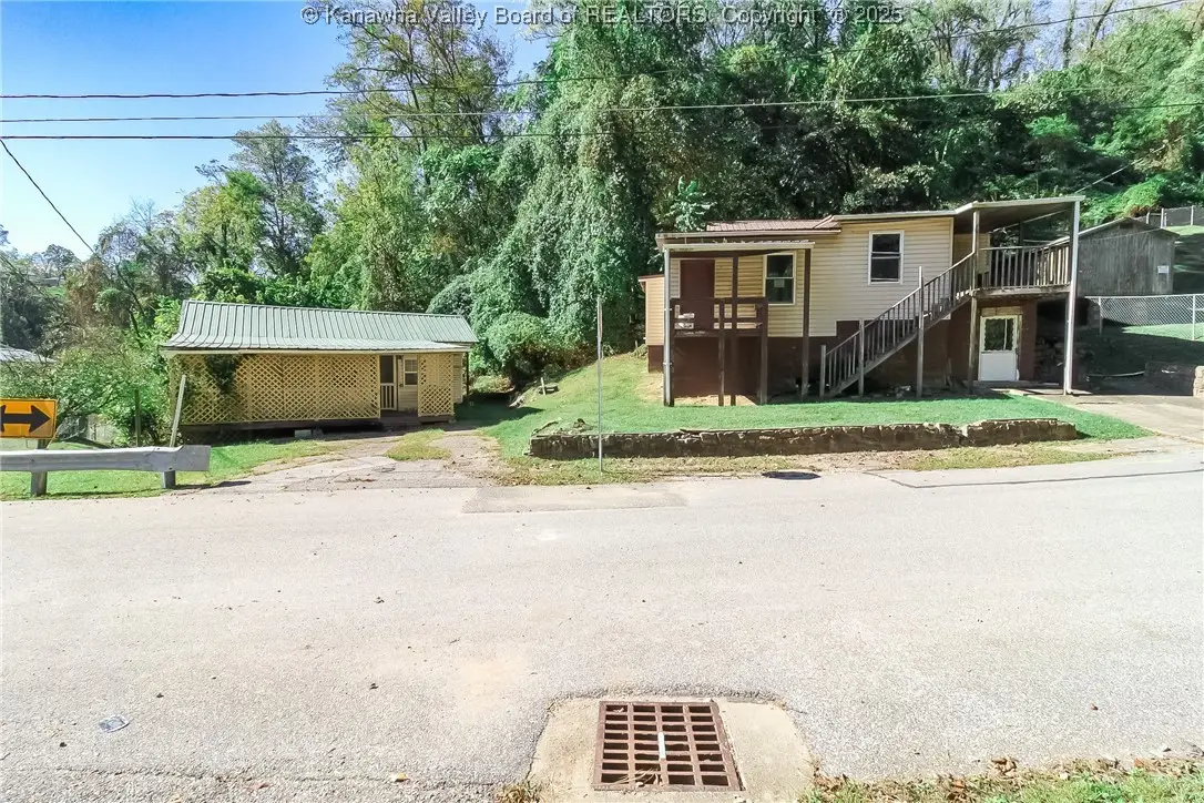 2003-2005 Arnold Drive, Charleston, WV 25387 - Image #1