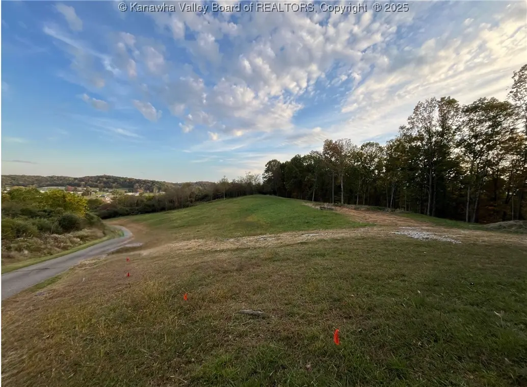 393 Overlook Drive, Point Pleasant, WV 25550 - Image #1