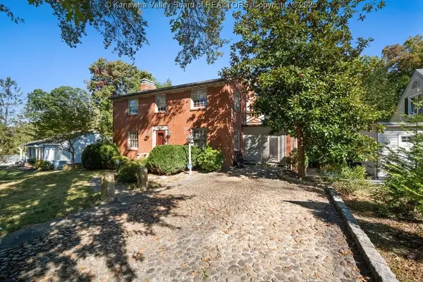 1540 Hampton Road, Charleston, WV 25314