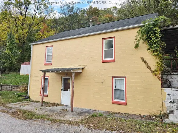 27 Short Street, Charleston, WV 25306