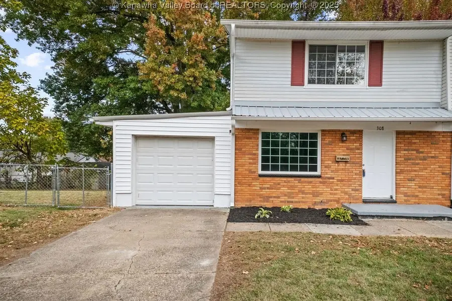 308 Charles Court, Hurricane, WV 25526 - Image #3