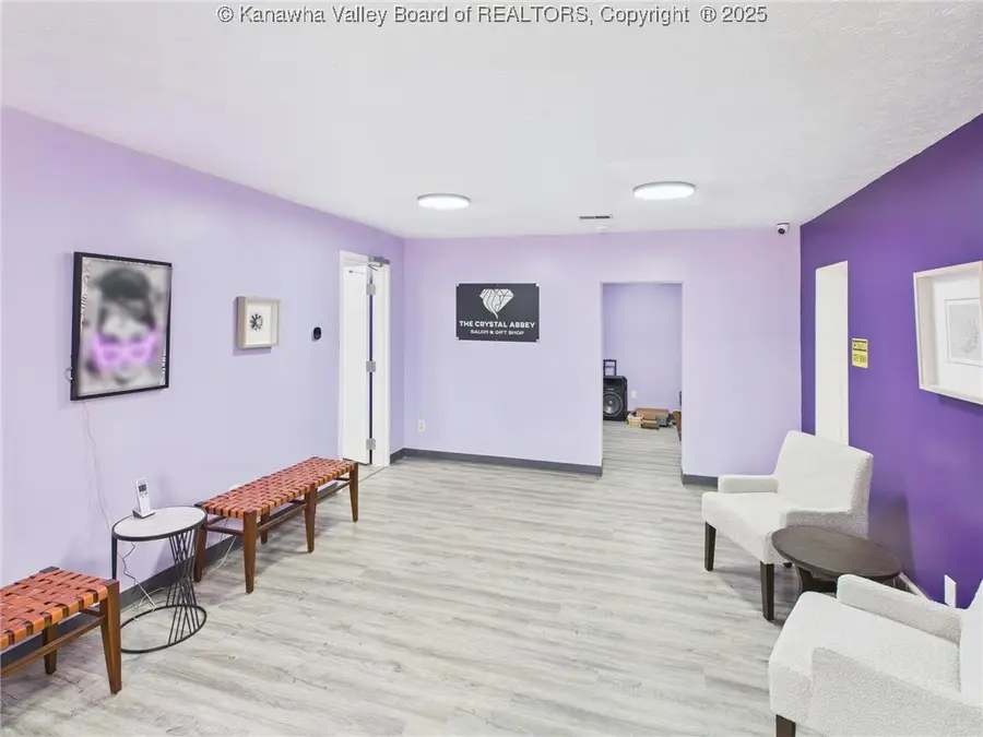 2404 Grant Avenue, Saint Albans, WV 25177 - Image #2