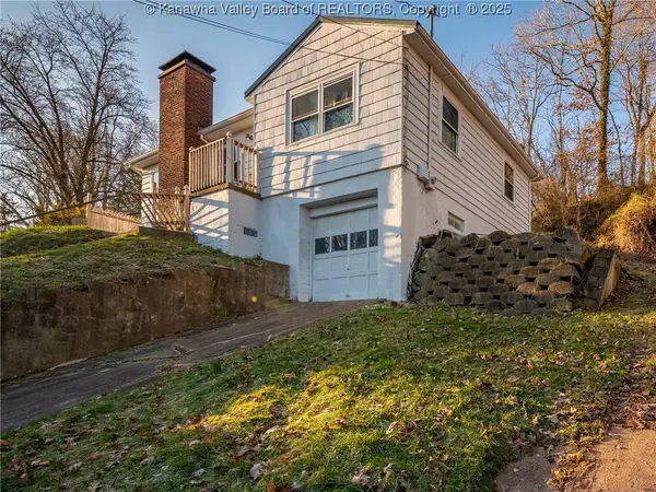 1011 Northway Drive, St Albans, WV 25177