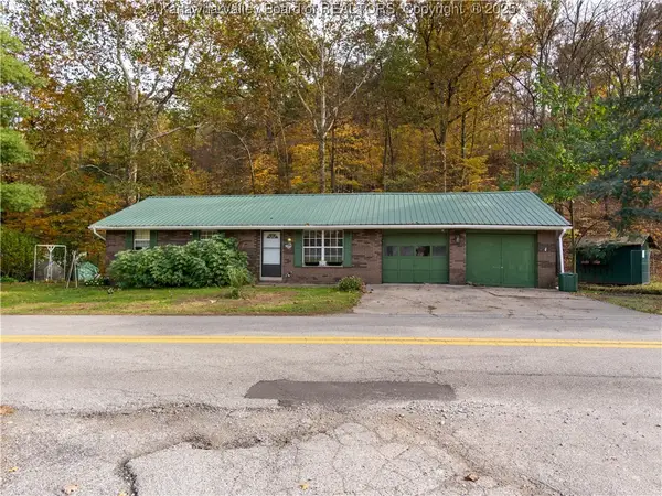 1931 Bills Creek Road, Winfield, WV 25213