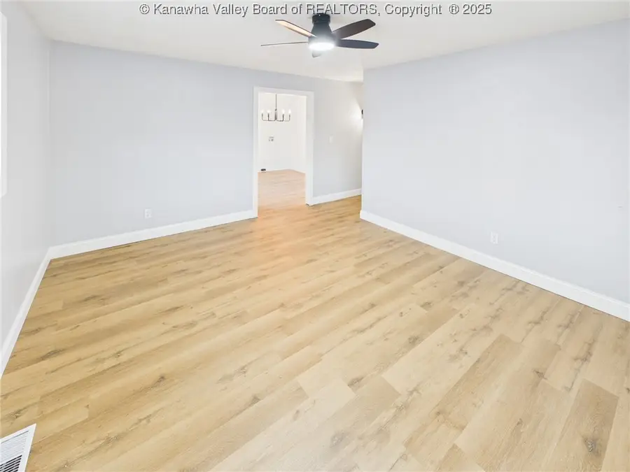 414 Lore Street, Saint Albans, WV 25177 - Image #3