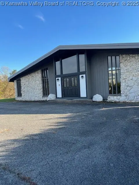 12766 Us Route 60 Road, Milton, WV 25541 - Image #3