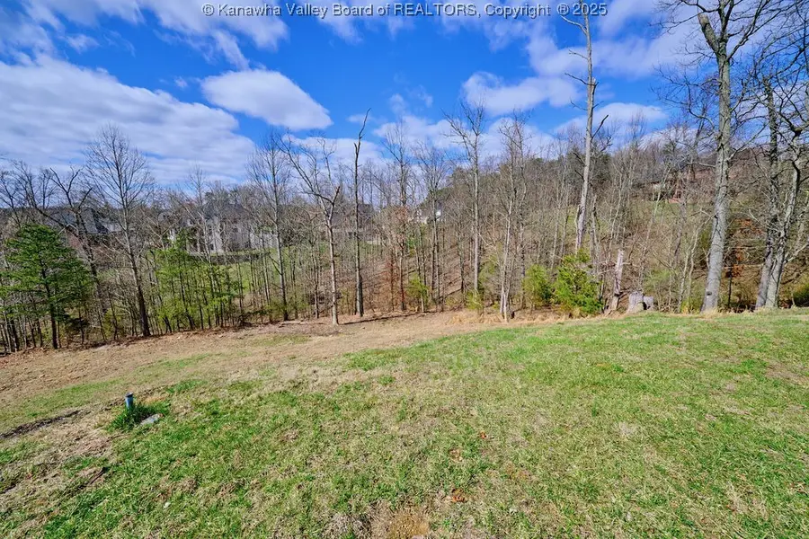 9000-9001 Claymont Circle, Hurricane, WV 25526 - Image #3