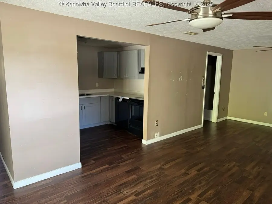 7554 Teays Valley Road, Scott Depot, WV 25560 - Image #3