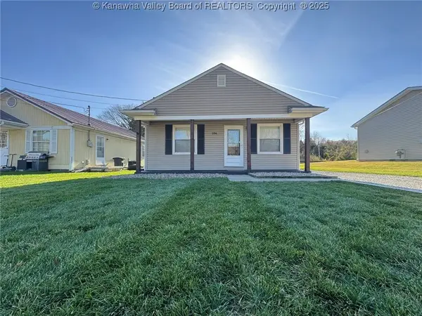 106 Cherry Street, Eleanor, WV 25070