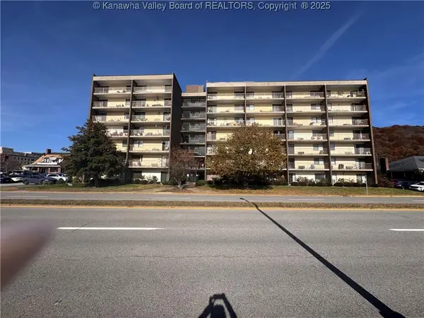 2106 Kanawha Boulevard E #608, Charleston, WV 25311