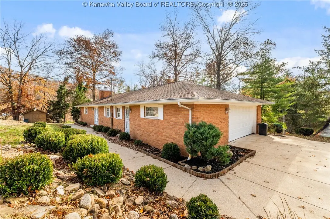 5 Westwood Lane, Huntington, WV 25704 - Image #1