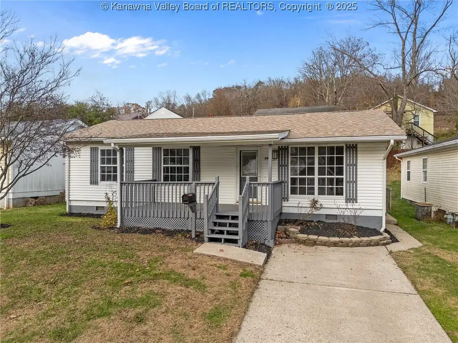 3981 39th Street, Nitro, WV 25143 - #2