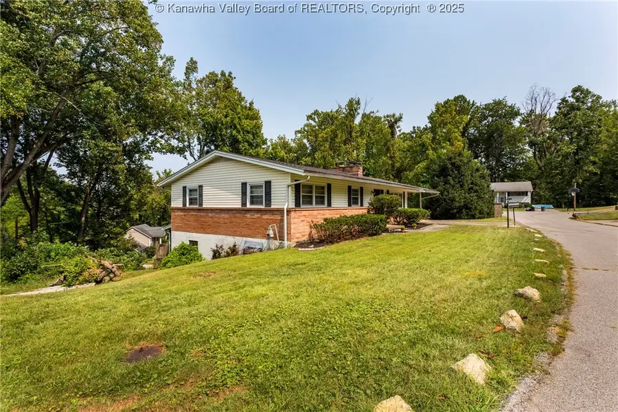 12 Marquis Drive, Huntington, WV 25705 - Image #2